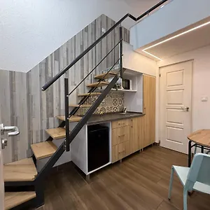  Apartament Km33 - - Hostaid